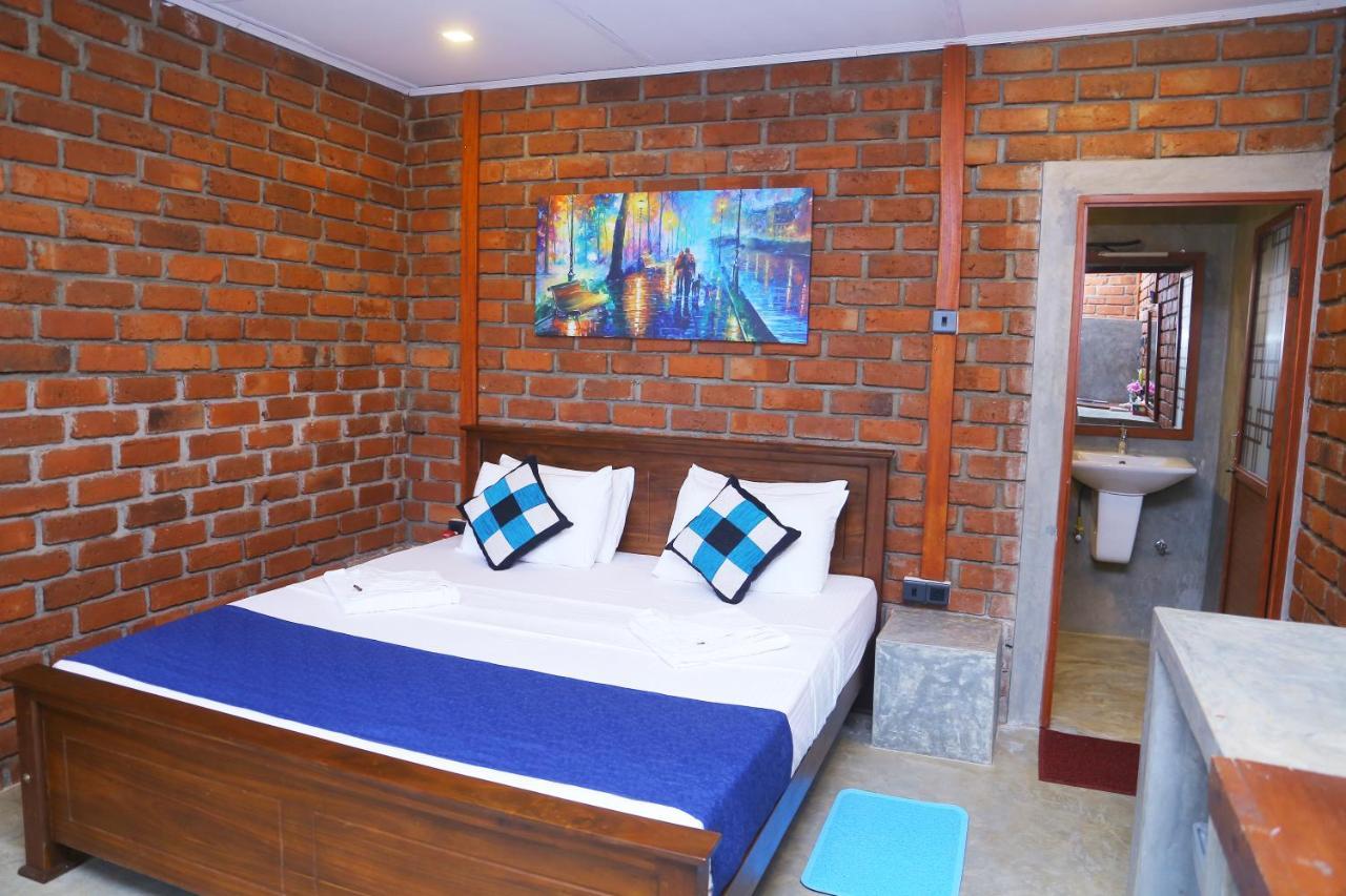 Click Hiriketiya Hotel ดิคเวลลา ภายนอก รูปภาพ