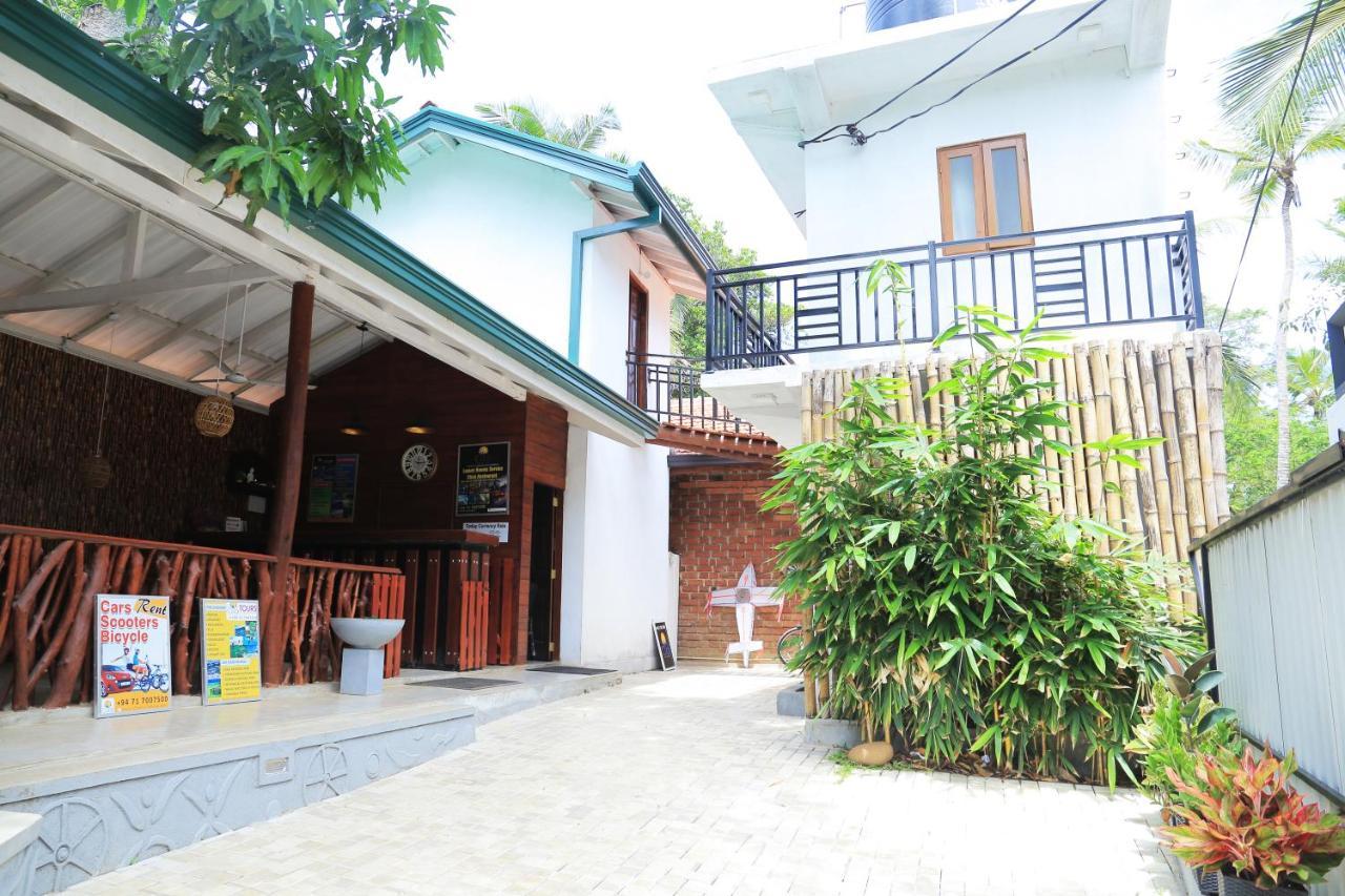 Click Hiriketiya Hotel ดิคเวลลา ภายนอก รูปภาพ